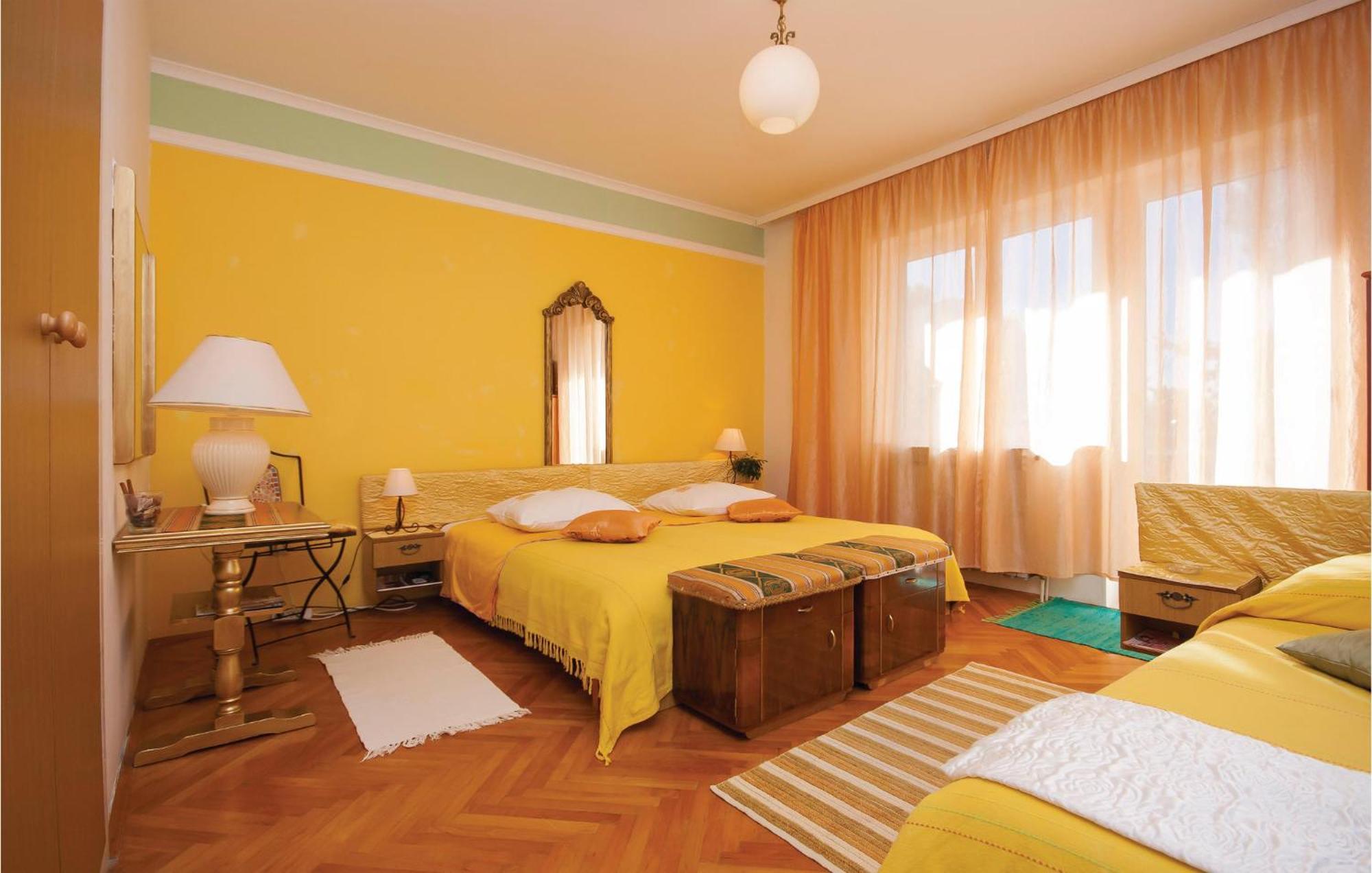 Three-Bedroom Apartment in Brodarica Brodarica  Buitenkant foto